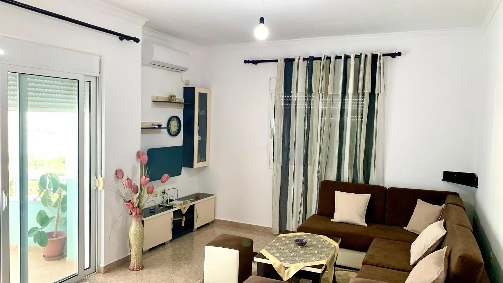 Erion Apartment Sarandë 0*,